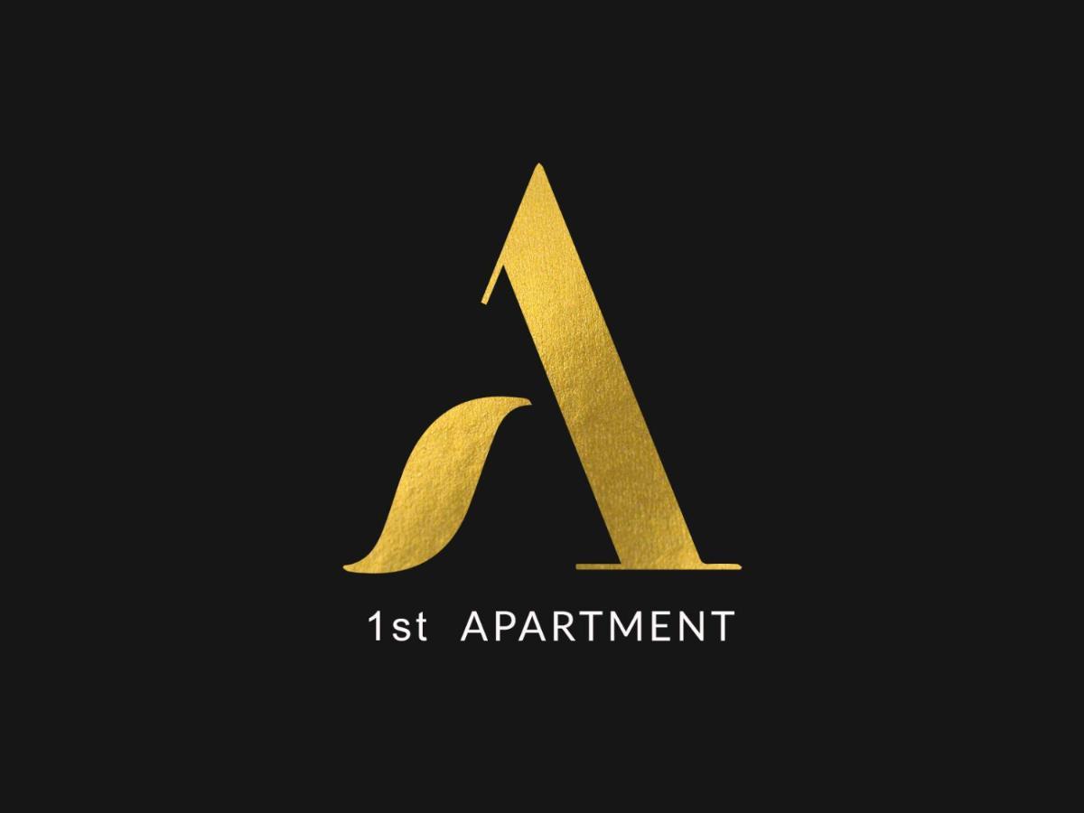 1St Apartment Nehoiu Εξωτερικό φωτογραφία
