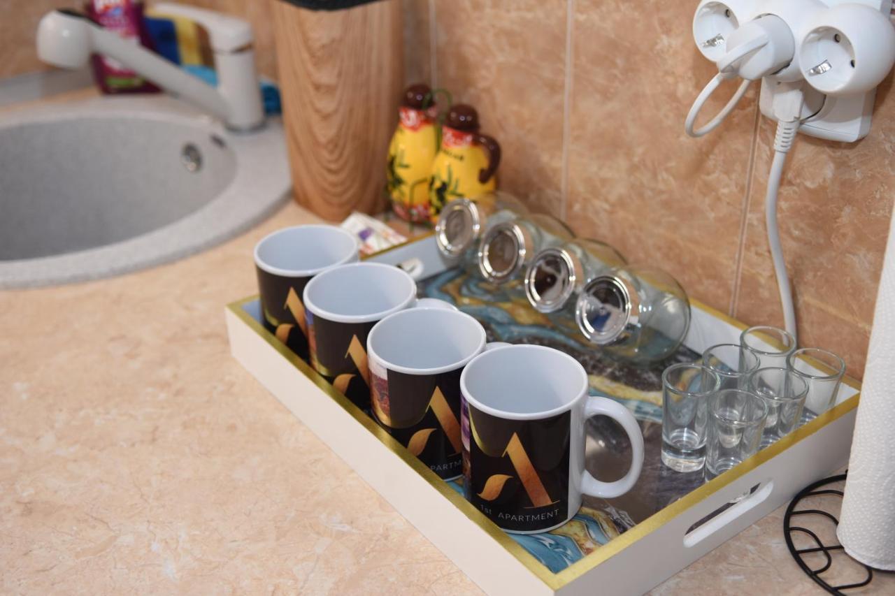 1St Apartment Nehoiu Εξωτερικό φωτογραφία